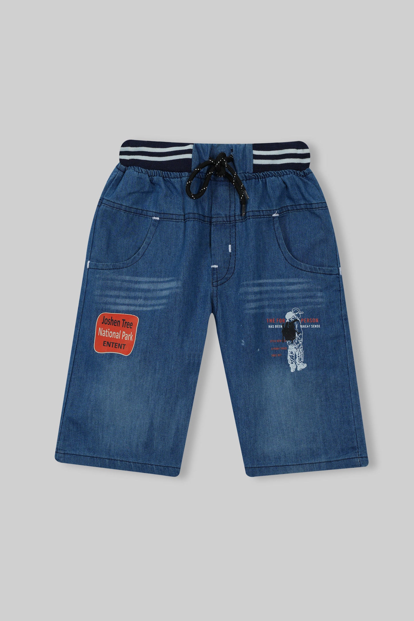 HANDSOME TEE WITH JEANS SHORTS