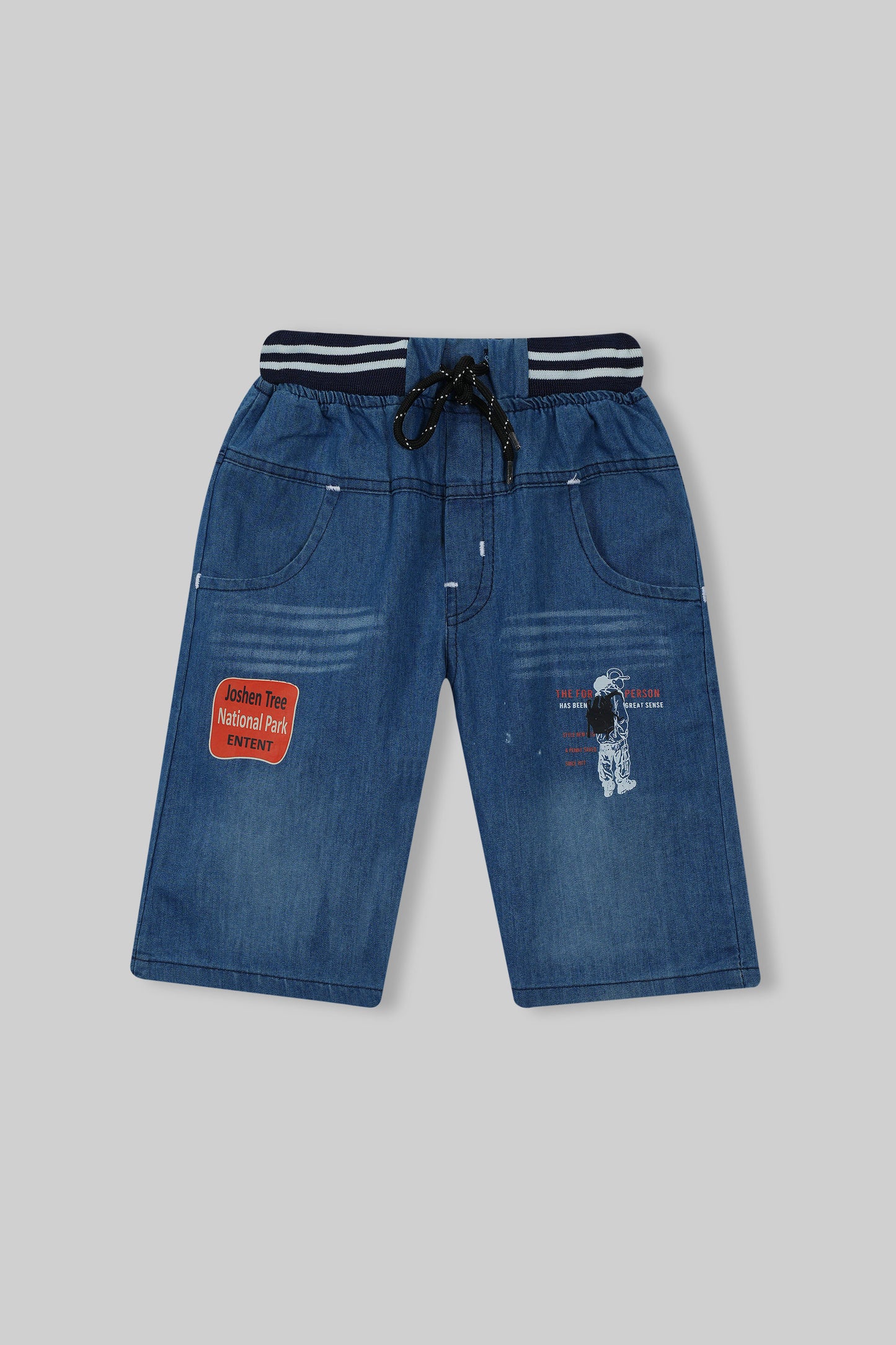 HANDSOME TEE WITH JEANS SHORTS
