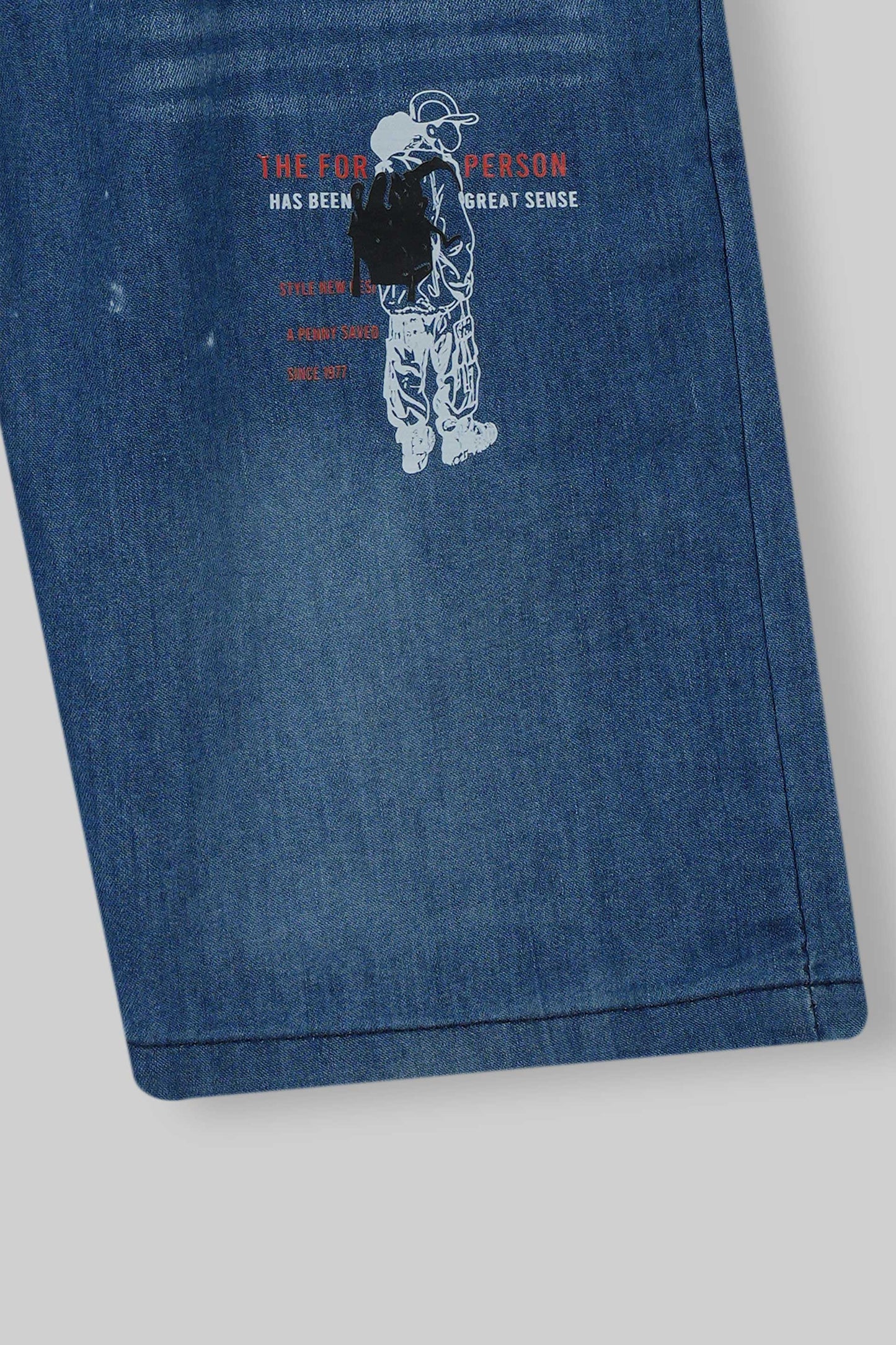 HANDSOME TEE WITH JEANS SHORTS